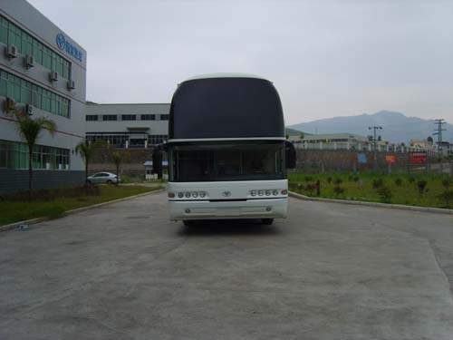 FJ6105HA1客车燃油公告图片1
