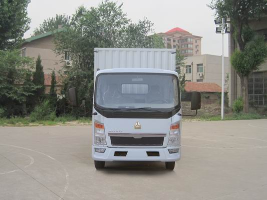 ZZ5047XXYD3113C143厢式运输车燃油公告图片1