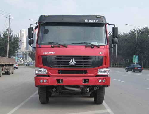 ZZ3317M3067C1自卸汽车燃油公告图片1
