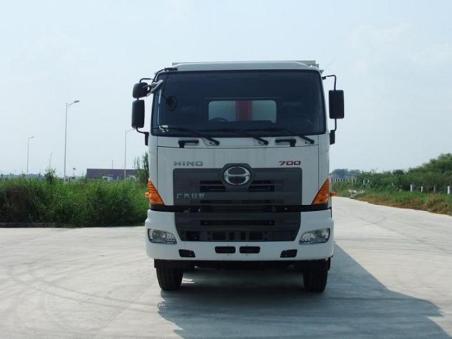 YC3310FY2PW自卸汽车燃油公告图片1