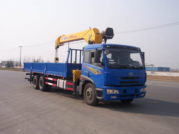 XZJ5250JSQJ随车起重运输车燃油公告图片2