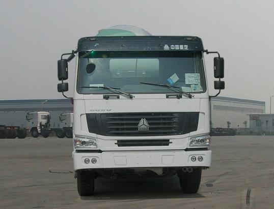 ZZ5317GJBN3667C1混凝土搅拌运输车燃油公告图片1