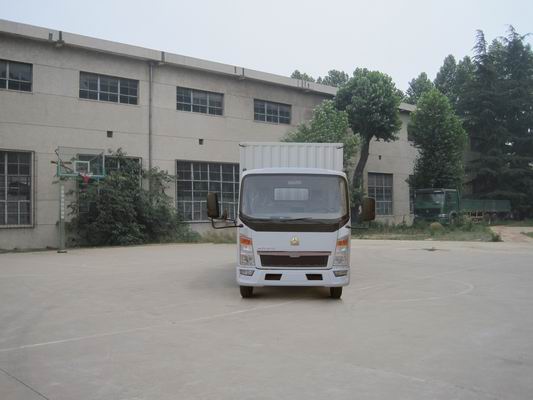 ZZ5047XXYD3114C143厢式运输车燃油公告图片1