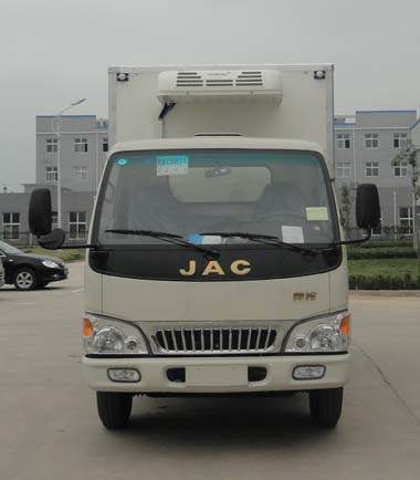 YJM5040XLC冷藏车燃油公告图片1