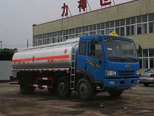 SLS5258GHYC1化工液体运输车燃油公告图片2