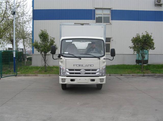 BJ5043XYK-Y1翼开启厢式车燃油公告图片1