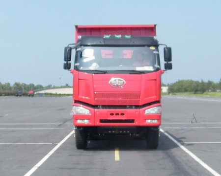 CA3250P66K2L2T1A1E平头柴油自卸汽车燃油公告图片1