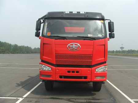 CA3310P66K2L6T10E平头柴油自卸汽车燃油公告图片1