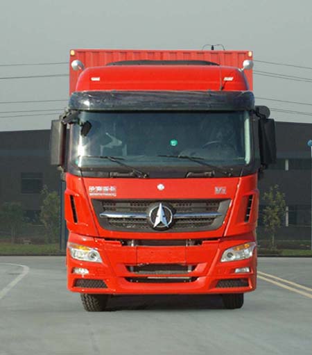 ND5240XXYZ00厢式运输车燃油公告图片1