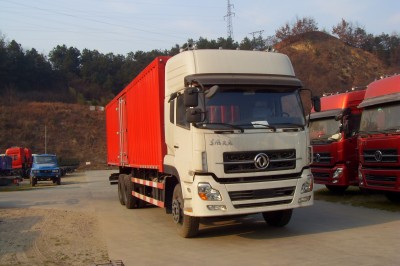 DFL5200XXYAX11厢式运输车燃油公告图片2