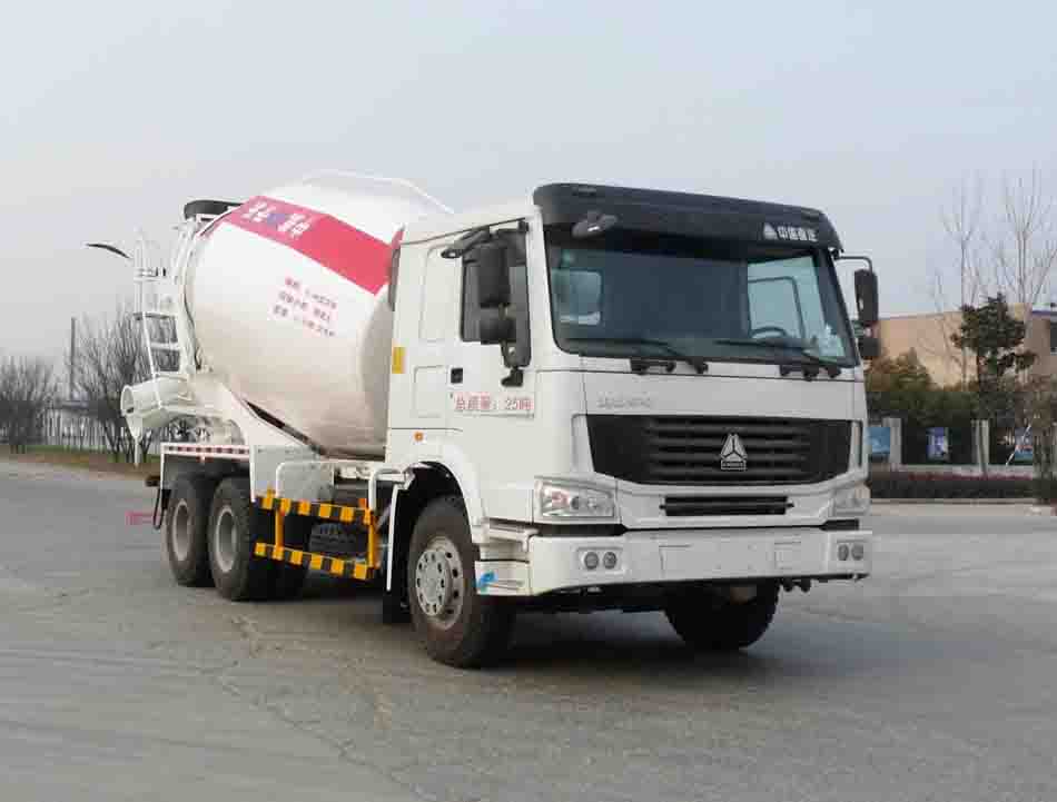 AKL5250GJBZZ02混凝土搅拌运输车燃油公告图片2