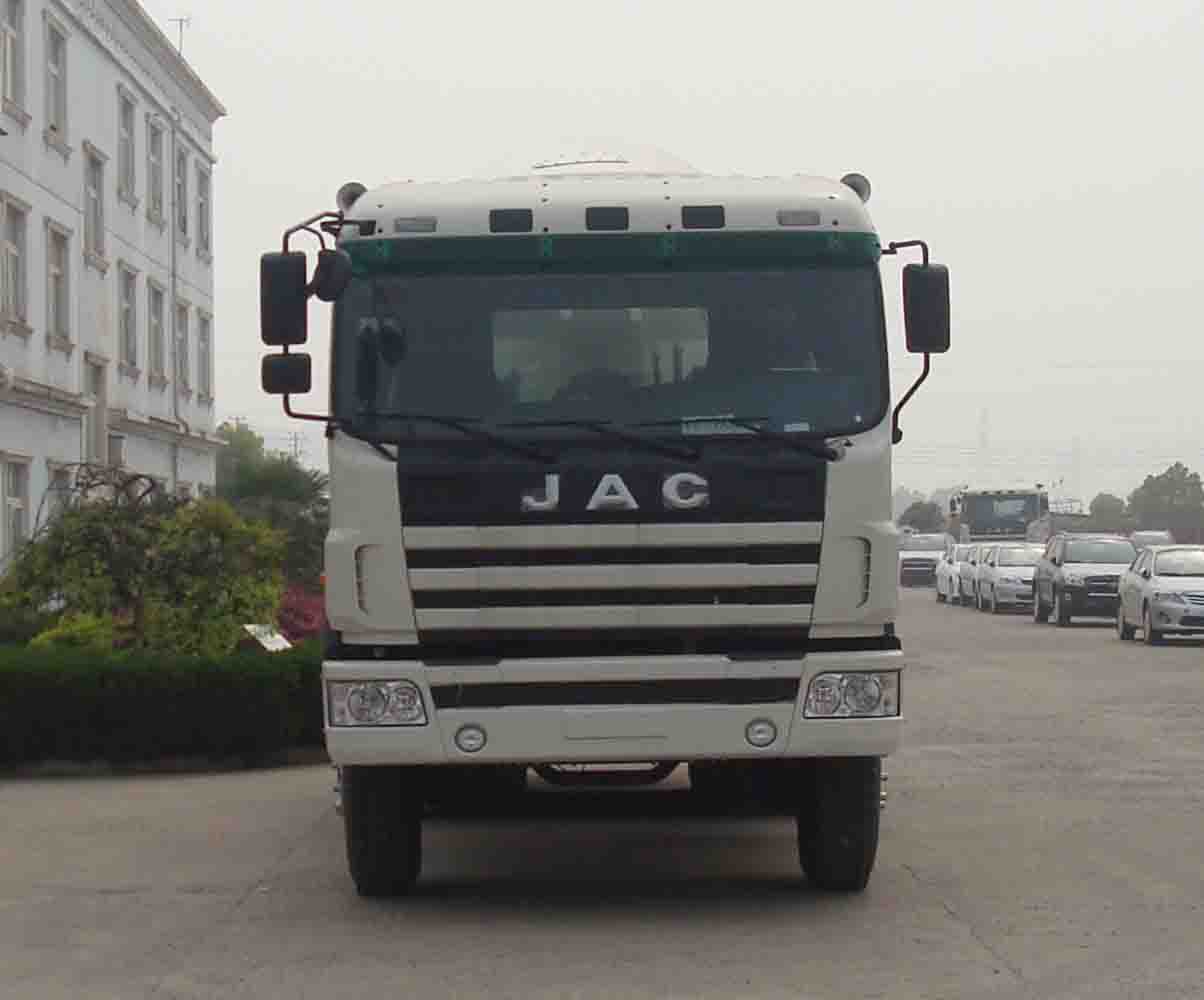 WXS5310GJBLK混凝土搅拌运输车燃油公告图片1