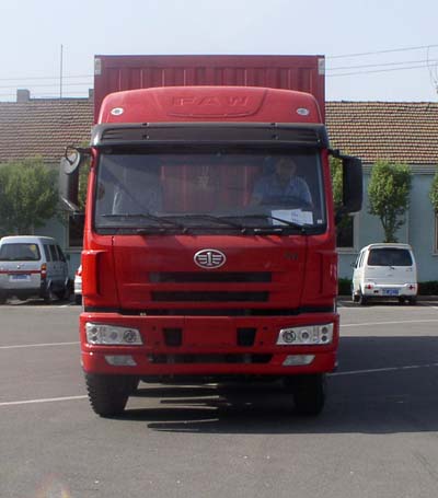 CA5310XXYP1K2L6T10EA80-3厢式运输车燃油公告图片1