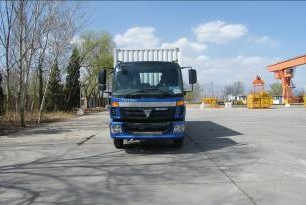 BJ5163VKCGN-2厢式运输车燃油公告图片1