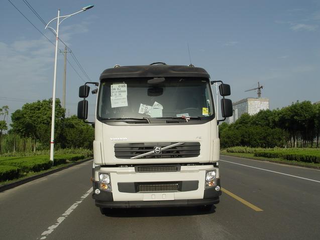 ZQS5260JSQ随车起重运输车燃油公告图片1
