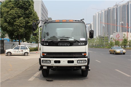CGJ5253GXW吸污车燃油公告图片1