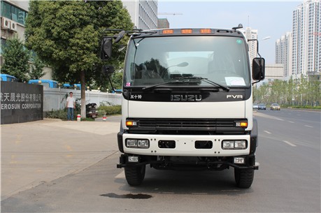 CGJ5150GXW吸污车燃油公告图片1
