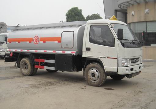 CA5070GJYK7L3E3加油车燃油公告图片2