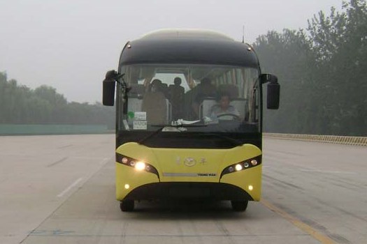 JNP6850M豪华客车燃油公告图片1