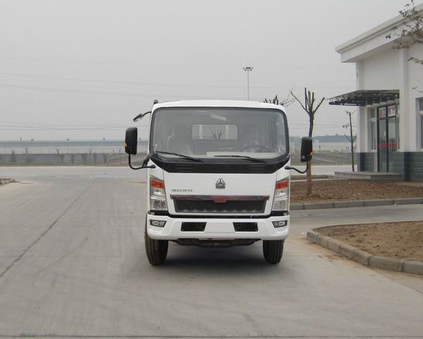 ZZ1127D4215C1载货汽车燃油公告图片1