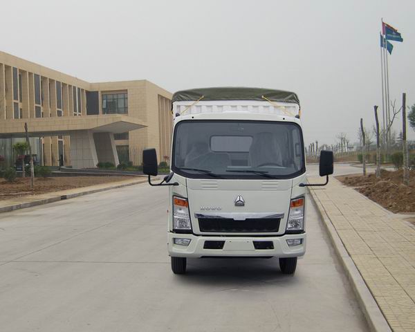ZZ5047CPYC3414C137蓬式运输车燃油公告图片1