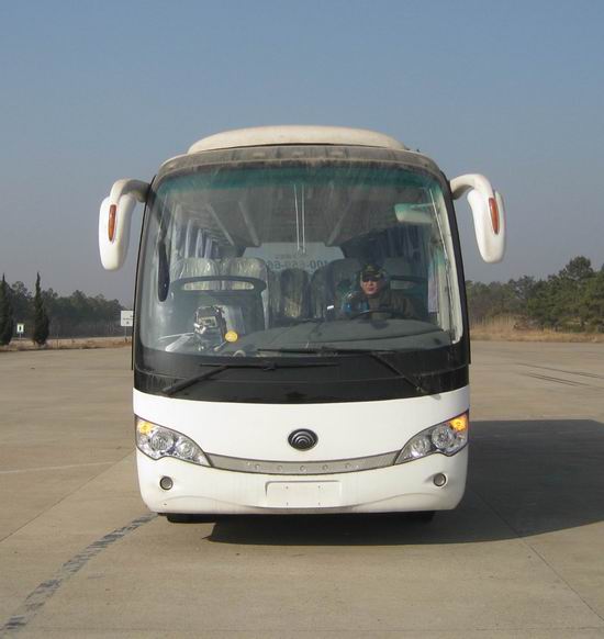 ZK6908HQAA客车燃油公告图片1