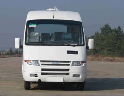 NJ6605CE依维柯轻型客车燃油公告图片1