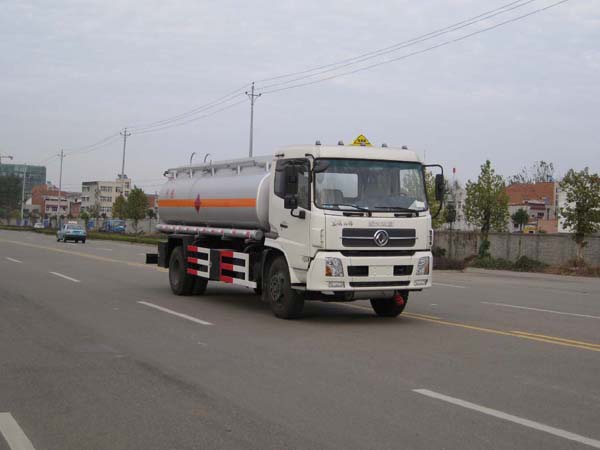 SLA5160GYYDF8运油车燃油公告图片2