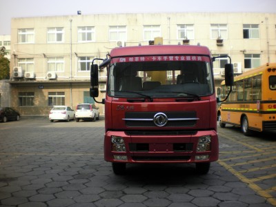 DFL5120JSQBX13A随车起重运输车燃油公告图片1