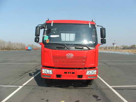 CA1083P62K1L2E4平头柴油载货汽车燃油公告图片1