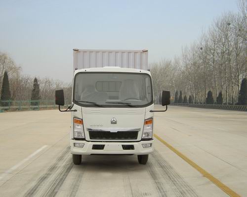 ZZ5047XXYC2814D143厢式运输车燃油公告图片1
