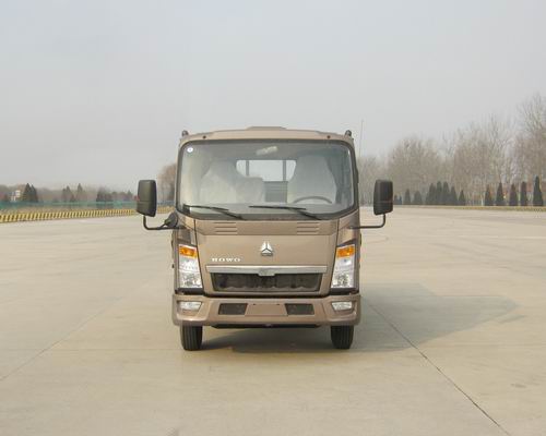 ZZ1047C3413D137载货汽车燃油公告图片1