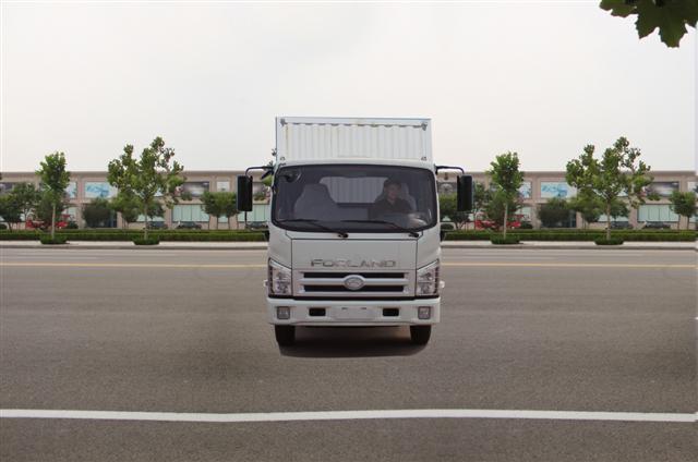 BJ5073XXY-B1厢式运输车燃油公告图片1