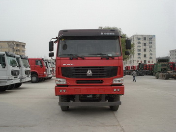 ZZ5257ZLJN3847C1自卸式垃圾车燃油公告图片1