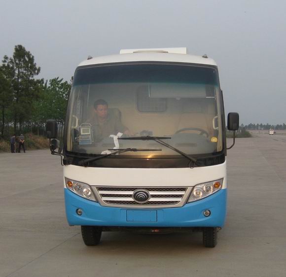 ZK5040XXY2厢式运输车燃油公告图片1