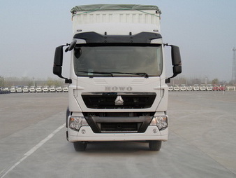 ZZ5317CPYN386GC1蓬式运输车燃油公告图片1