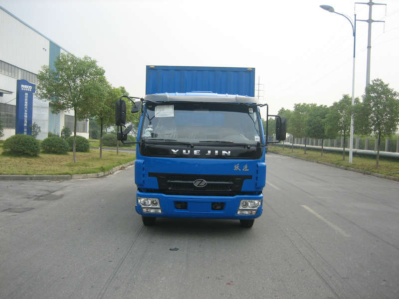 NJ5090XXY-DCMT4厢式运输车燃油公告图片1
