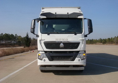 ZZ5317XXYN386GD1厢式运输车燃油公告图片1