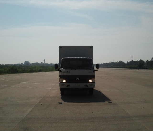 BJ5044XXY1F厢式运输车燃油公告图片1