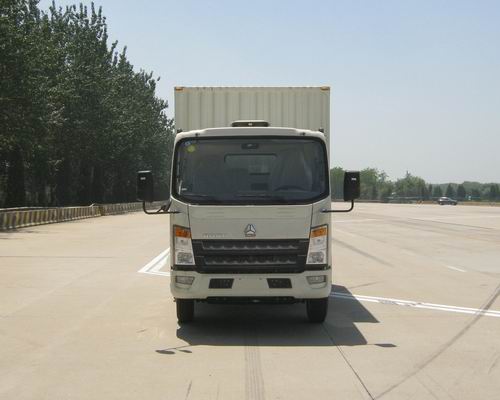 ZZ5067XXYF341CD165厢式运输车燃油公告图片1