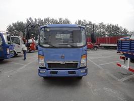 ZZ1077D3414D174载货汽车燃油公告图片1