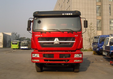 ZZ3313N4461D1自卸汽车燃油公告图片1