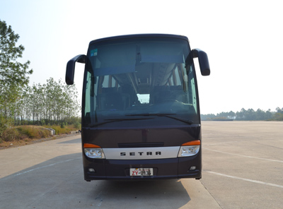 HFF6120K35D2E4豪华客车燃油公告图片1