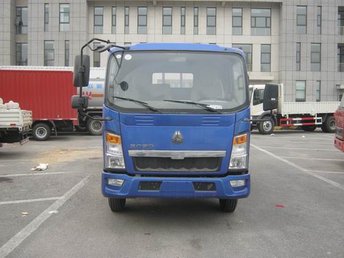 ZZ1047D3414D144载货汽车燃油公告图片1