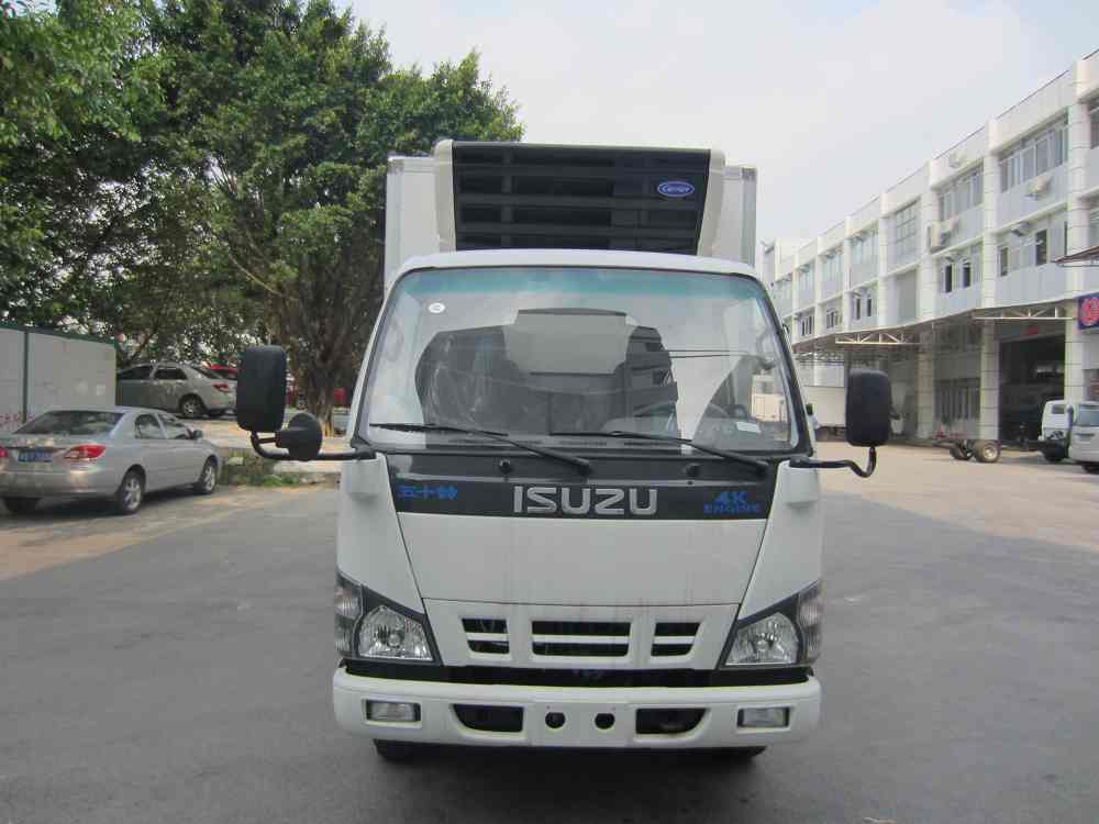 SKF5049XLCQ冷藏车燃油公告图片1
