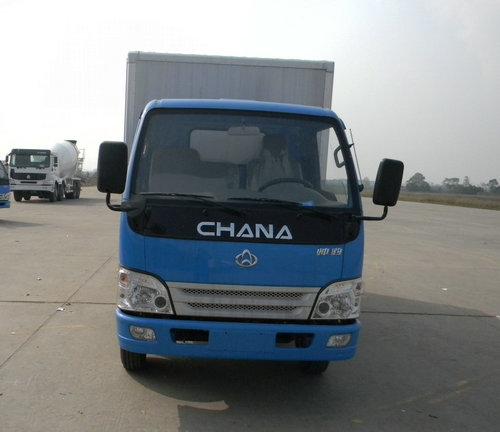 SC5040XXYMED41厢式运输车燃油公告图片1