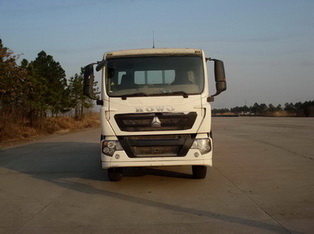 ZZ1167H501GD1载货汽车燃油公告图片1