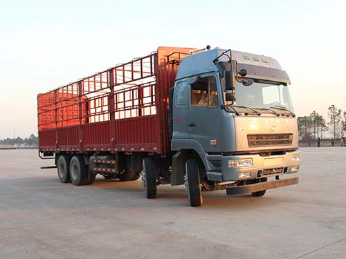 HN5310CCYC27D6M4仓栅式运输车燃油公告图片2