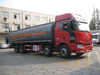 CLW5310GRYC4易燃液体罐式运输车燃油公告图片2