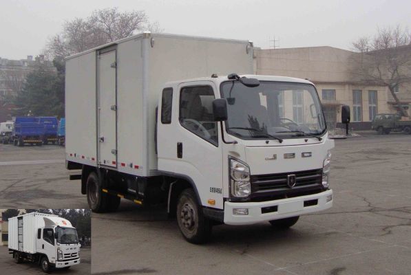 SY5044XXYB-Z9厢式运输车燃油公告图片2